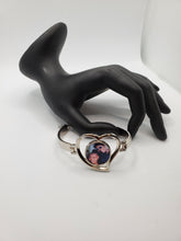 Load image into Gallery viewer, Custom Heart Photo Bracelet
